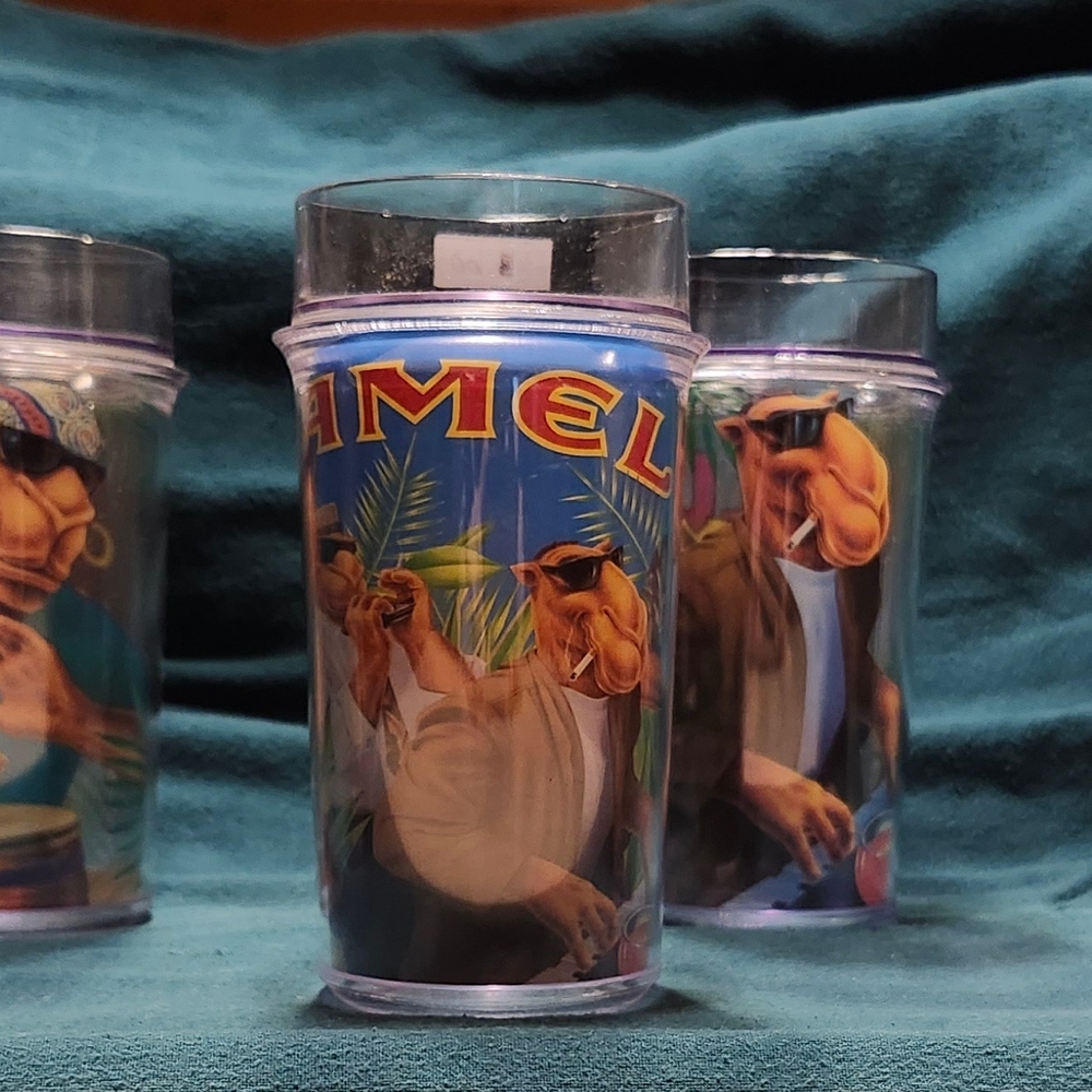 Camel Design Glass Set - Picture 2 of 4